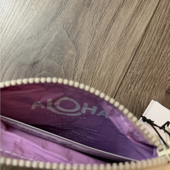 ALOHA Collection mini pouch - Picture 5 of 5